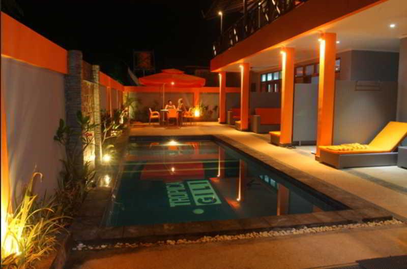 Tropica Gili Total Body Fit - Free Access Gym And Coworking Space Gili Trawangan Exterior photo