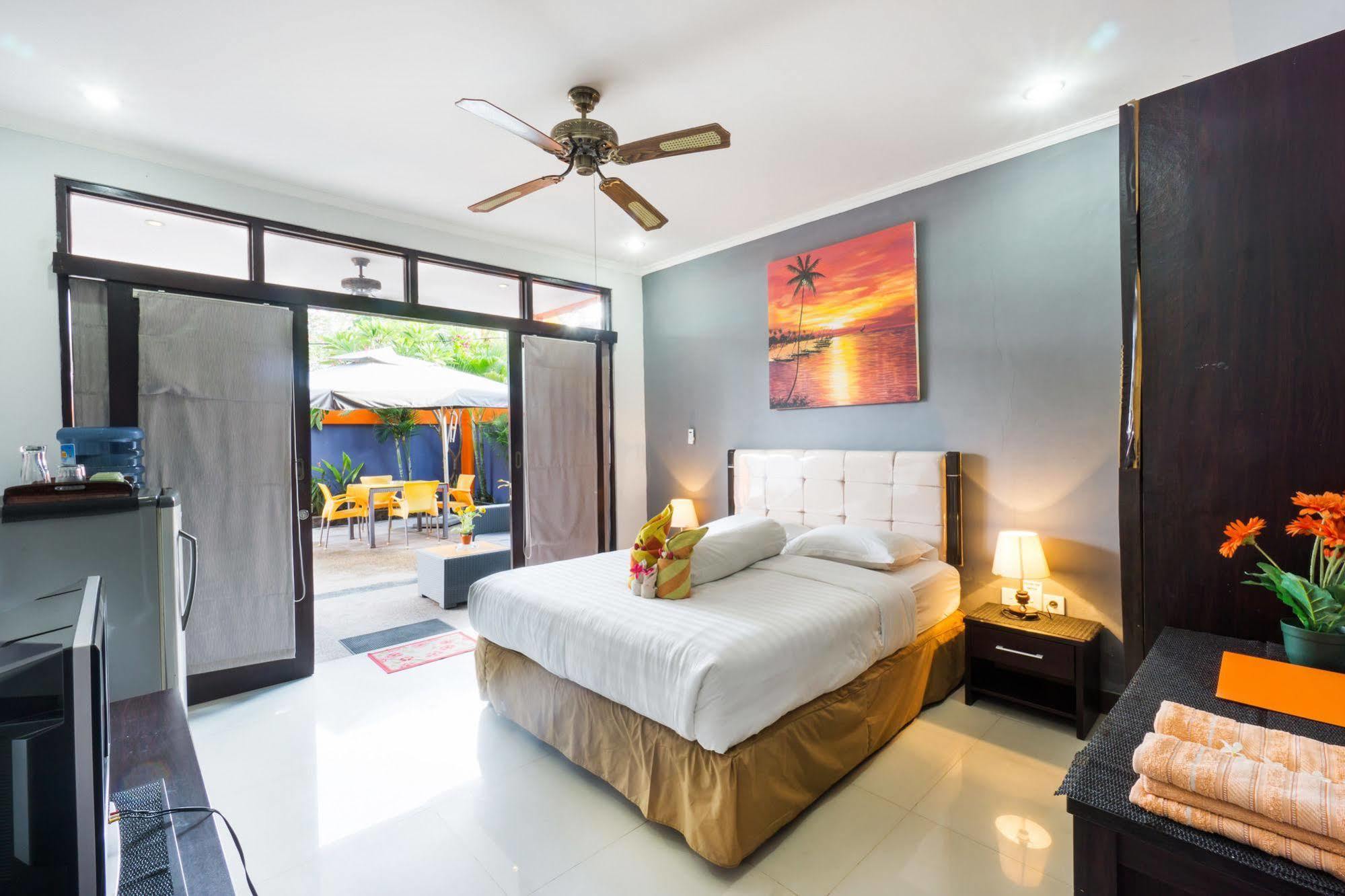 Tropica Gili Total Body Fit - Free Access Gym And Coworking Space Gili Trawangan Exterior photo